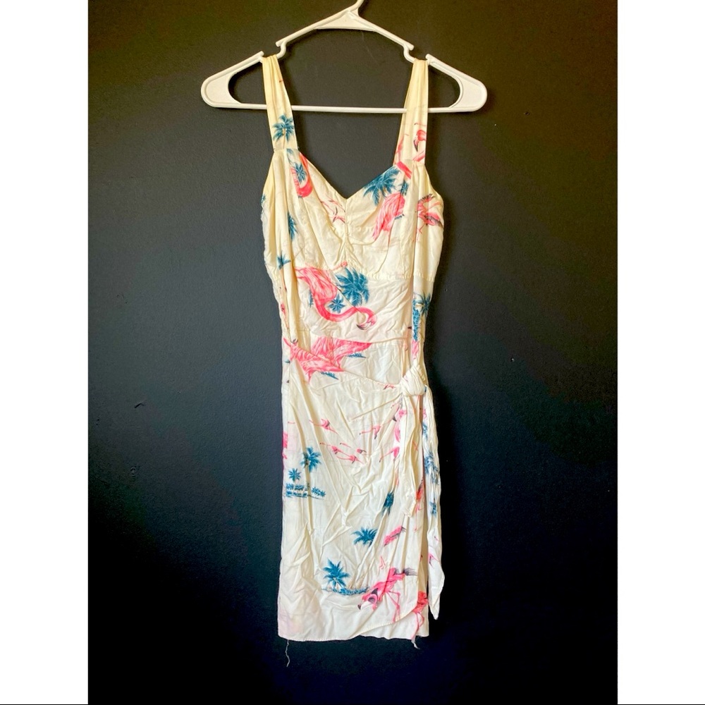 VINTAGE Pink Flamingo dress! Perfect for summer!!